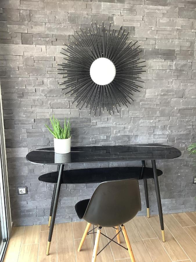 Sunny New Lovely Apartment 60 Meters From The Metro Athen Eksteriør billede