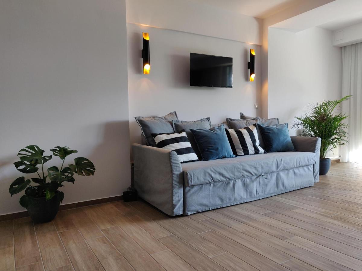 Sunny New Lovely Apartment 60 Meters From The Metro Athen Eksteriør billede